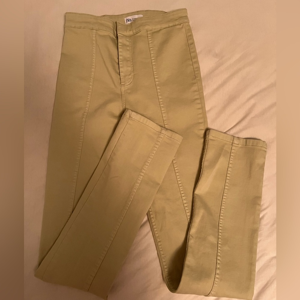 Green pant